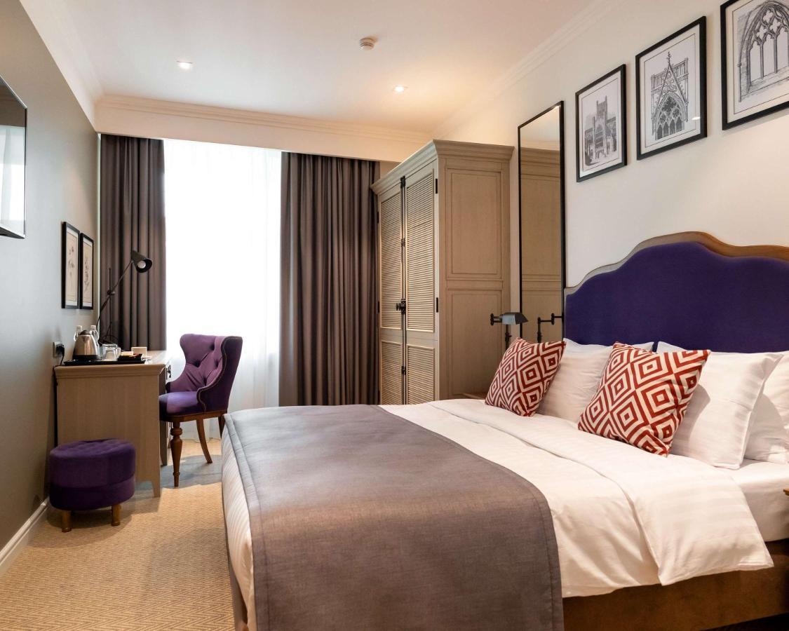 Best Western Plus Market Square Lviv Ngoại thất bức ảnh