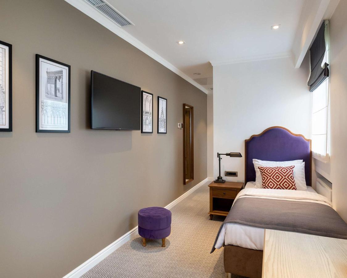Best Western Plus Market Square Lviv Ngoại thất bức ảnh