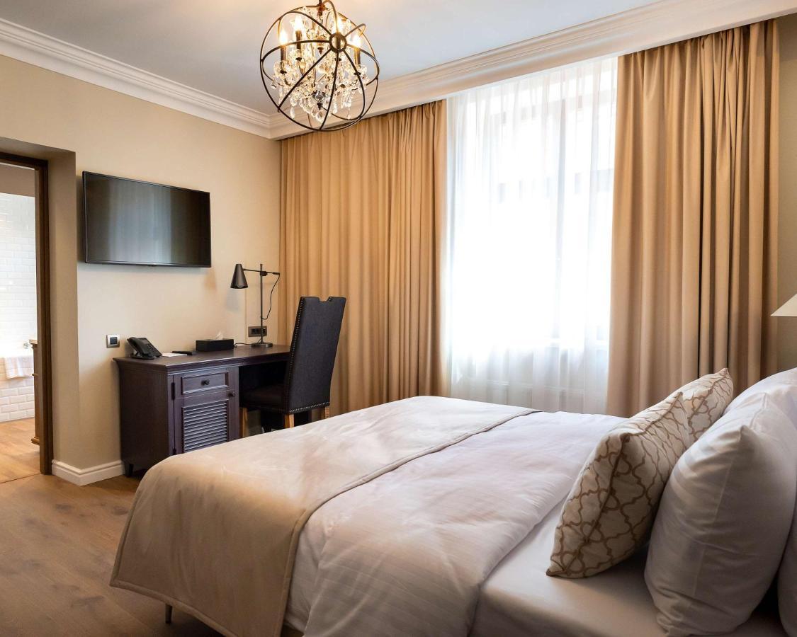 Best Western Plus Market Square Lviv Ngoại thất bức ảnh