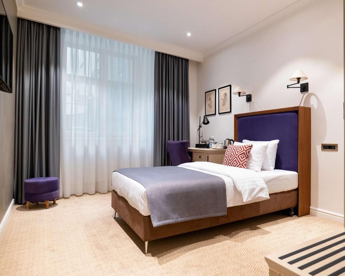 Best Western Plus Market Square Lviv Ngoại thất bức ảnh