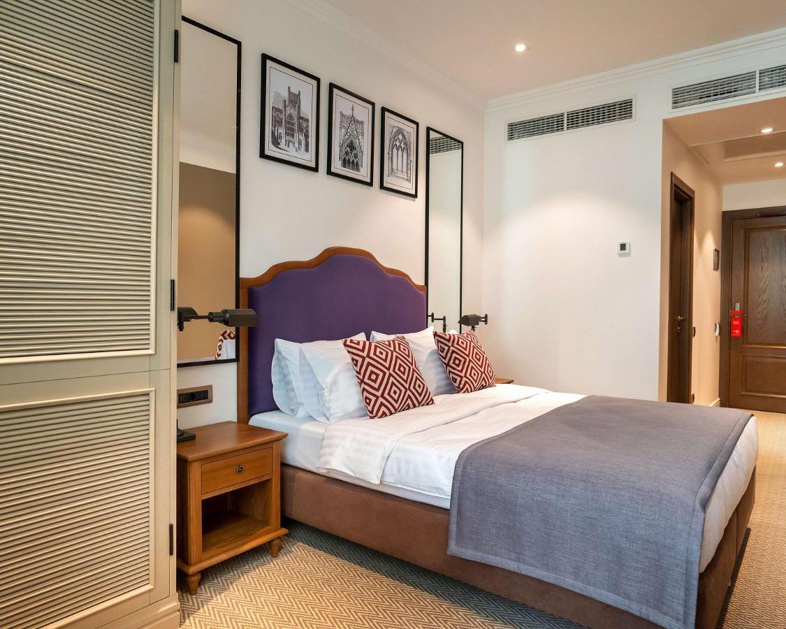 Best Western Plus Market Square Lviv Ngoại thất bức ảnh