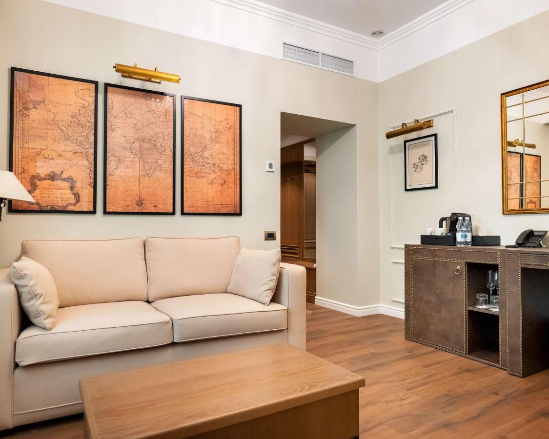 Best Western Plus Market Square Lviv Ngoại thất bức ảnh
