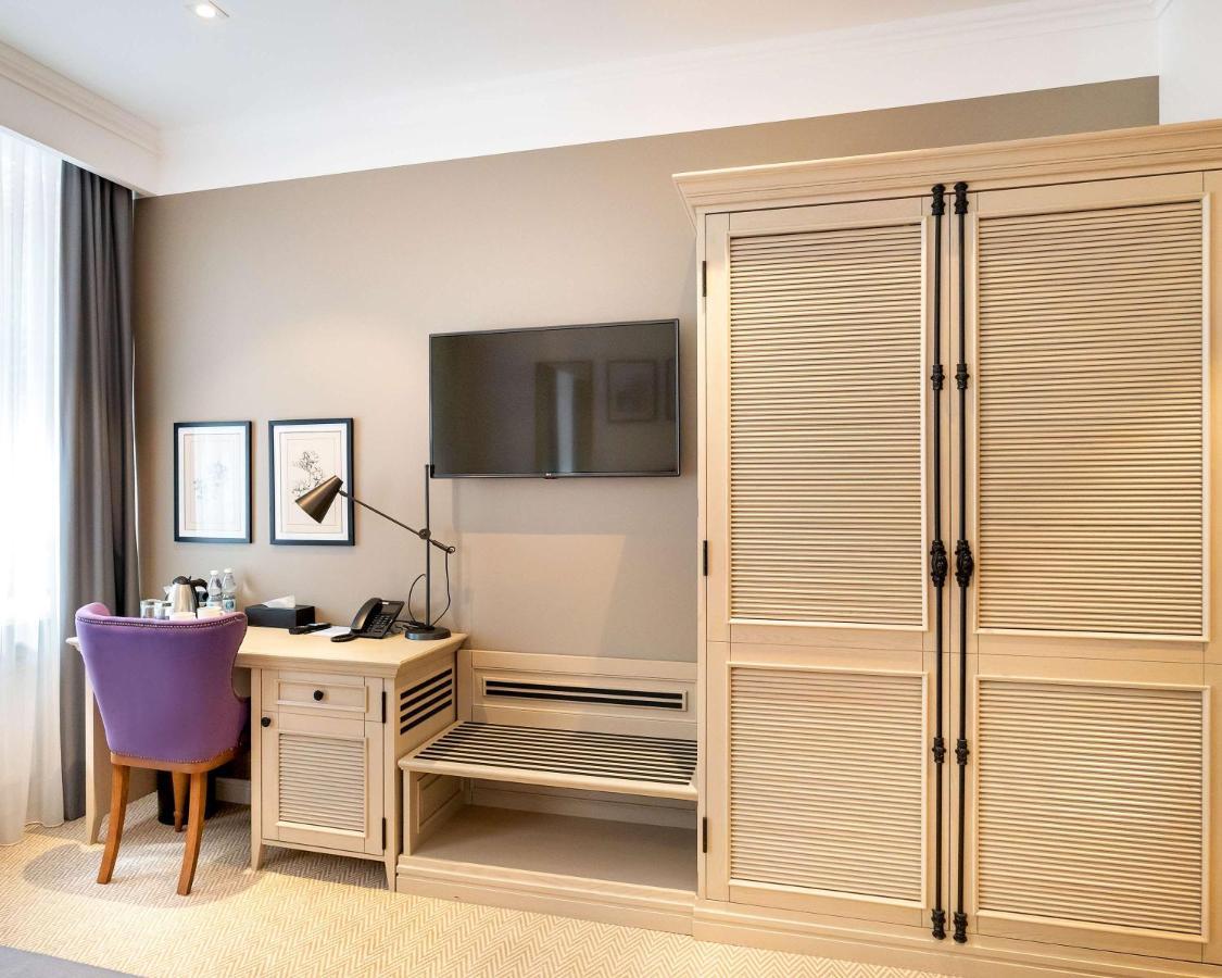 Best Western Plus Market Square Lviv Ngoại thất bức ảnh