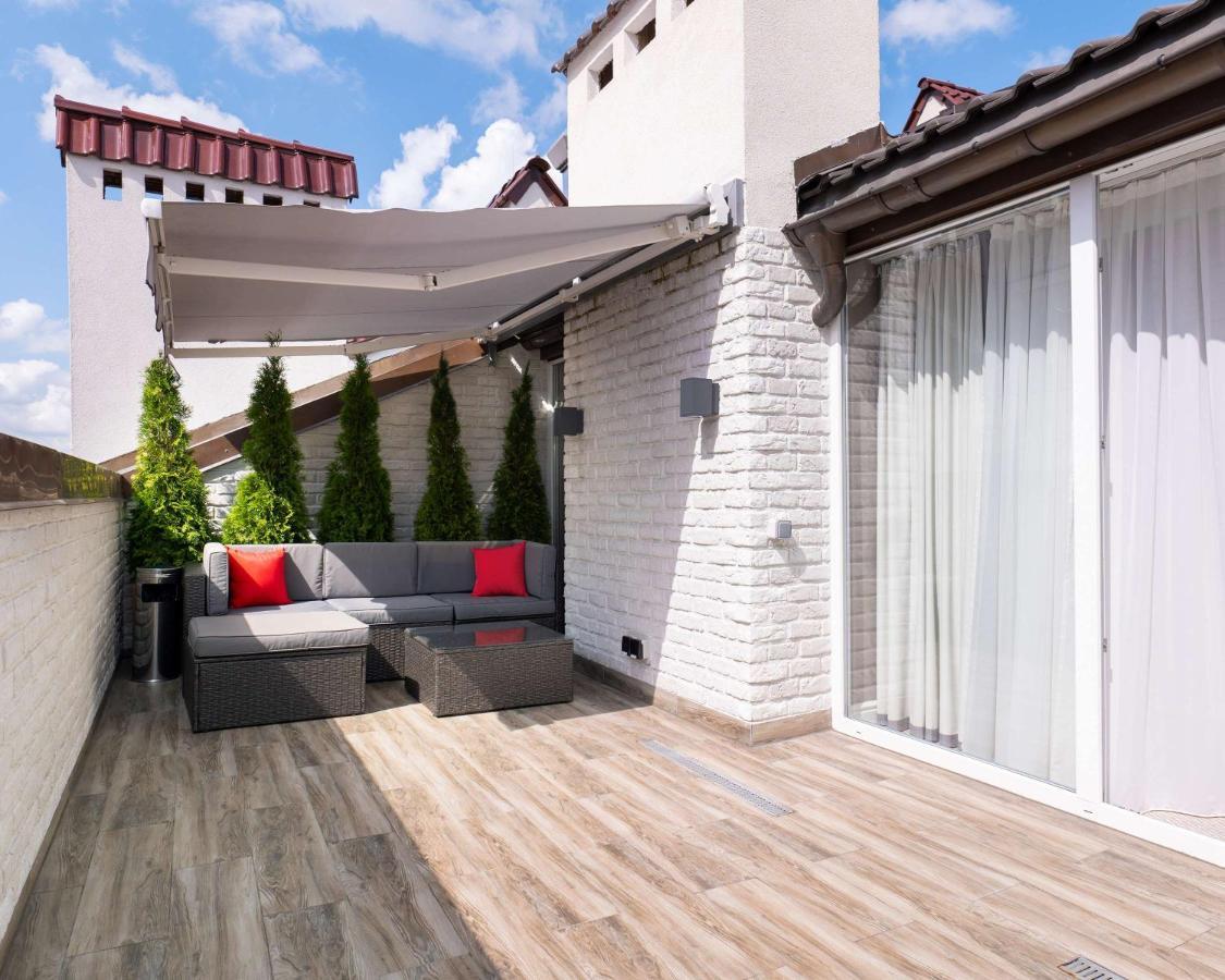 Best Western Plus Market Square Lviv Ngoại thất bức ảnh