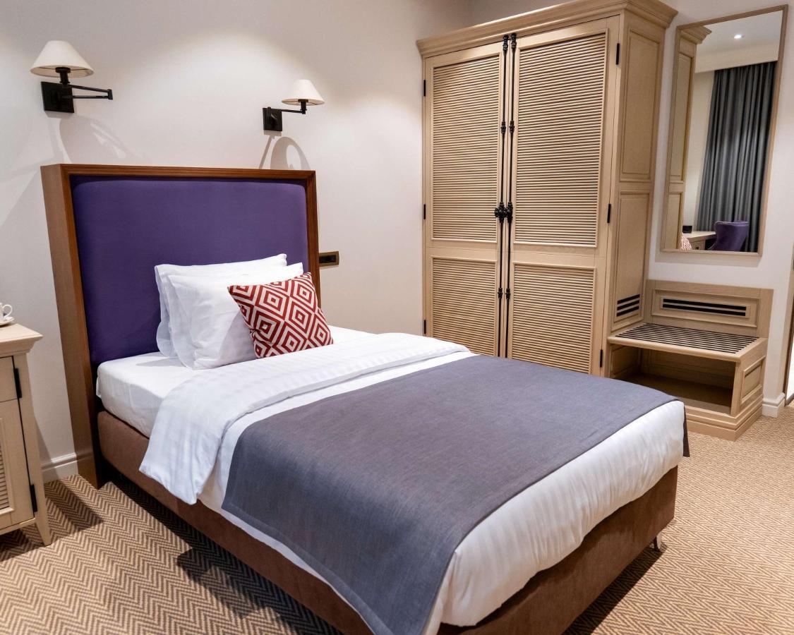 Best Western Plus Market Square Lviv Ngoại thất bức ảnh