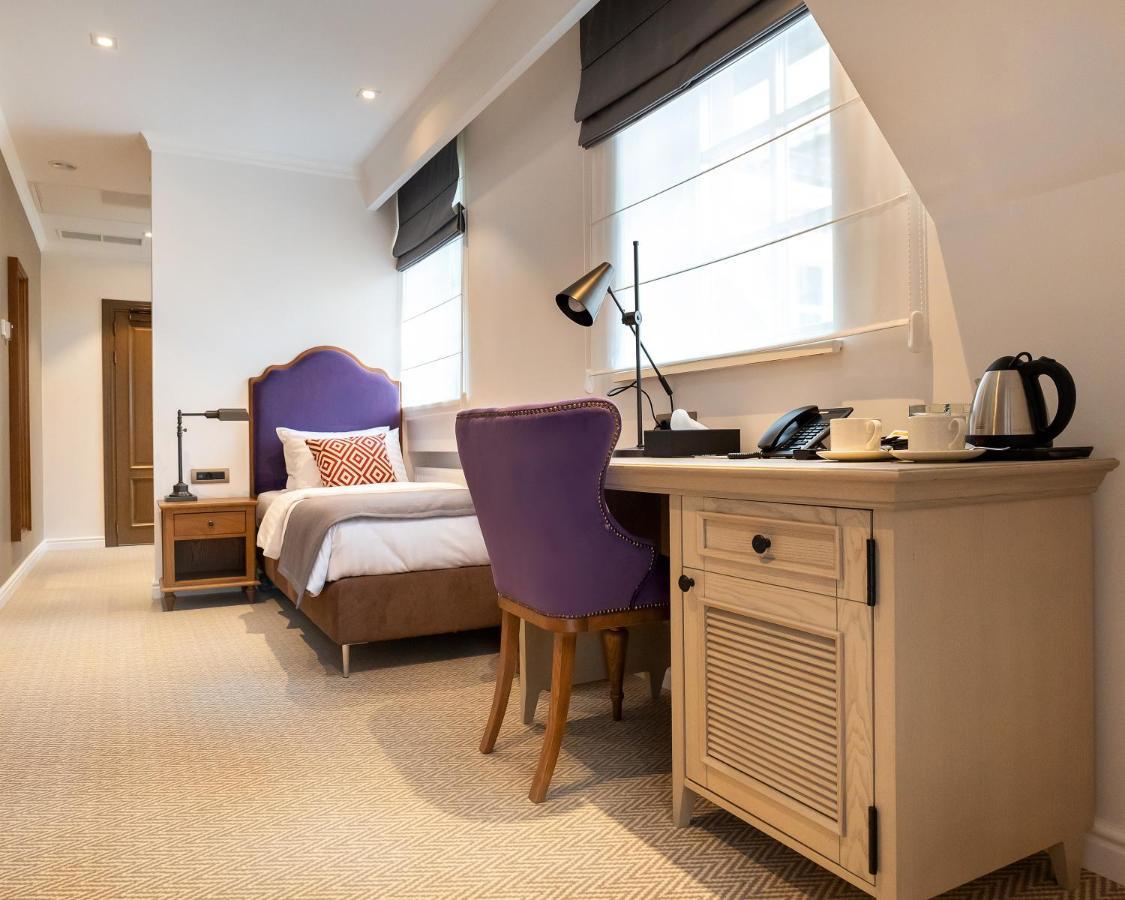 Best Western Plus Market Square Lviv Ngoại thất bức ảnh